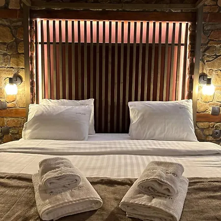 ζέον ύδωρ Vendégház 3*