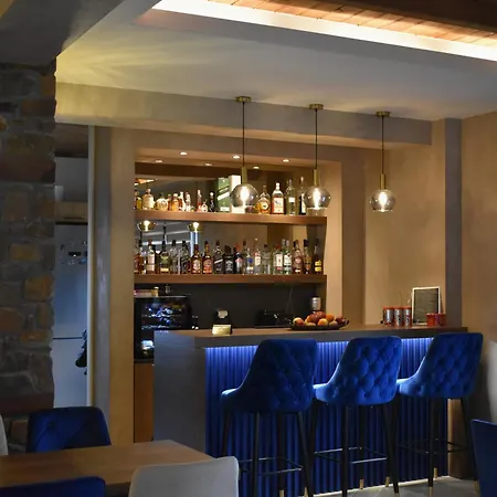 ζέον ύδωρ Vendégház