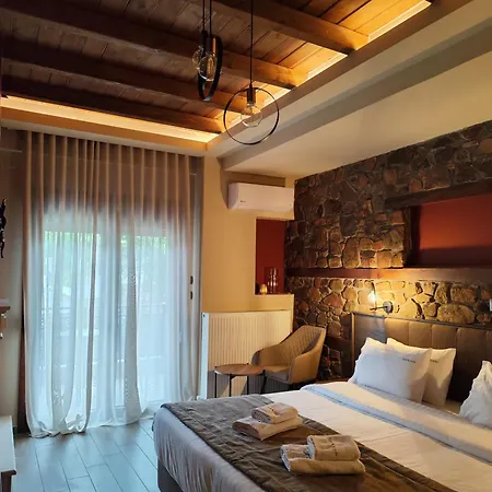 ζέον ύδωρ Órma