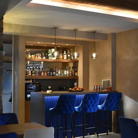 ζέον ύδωρ Vendégház Órma